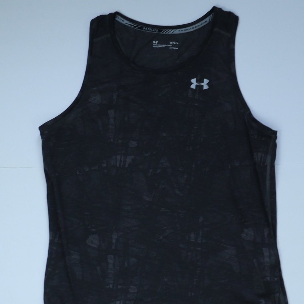 Under Armour Men's Stringer- Like New!